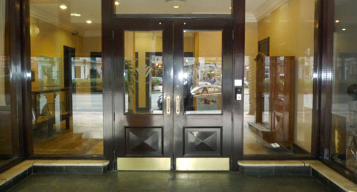 doors photo